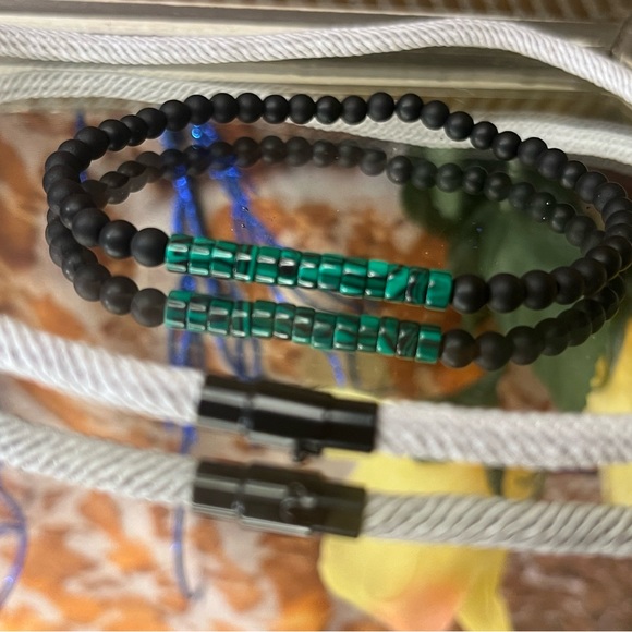 Minimalistic Bracelet set with Onyx and Malachite - Picture 2 of 9